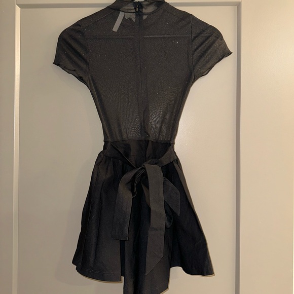 ❌SOLD❌
Lucy in the Sky romper - Picture 2 of 4